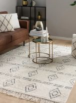 97ba54a0702e1a7fd002dcb18a14d7d8efeea528_60006921_cream_room