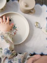 pol_pl_Elodie-Details-Sliniak-z-dlugim-rekawem-Fairytale-Forest-35445_3