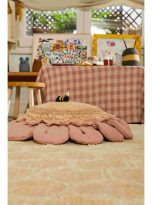 poduszka-podlogowa-pink-daisy-lorena-canals (2)