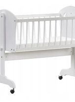 Kolyska-z-materacem-funkcja-blokady-ksiezyc-MOON-biala-biel