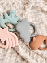 jollein-gryzak-dla-niemowlaka-kauczuku-naturalny-wieloryb-whale-caramel (1)