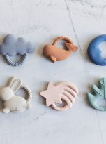 jollein-gryzak-kauczuk-naturalny-ksiezyc-moon-jeans-blue (2)