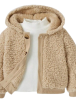 Kurtka_Beżowa_Guziki-removebg-preview