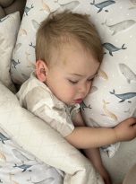 pol_pl_Koc-przedszkolaka-VELVET-100×135-poduszka-i-worek-2549_5