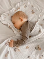 pol_pl_Komplet-letni-poduszka-z-falbanka-i-otulacz-MUSLIN-2567_3