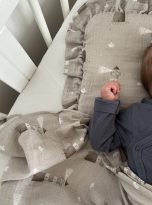 pol_pl_Komplet-letni-poduszka-z-falbanka-i-otulacz-MUSLIN-2568_3