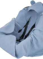 pol_pl_Muslinowy-otulacz-z-kapturkiem-do-fotelika-letni-2313_1