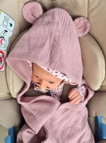 pol_pl_Muslinowy-otulacz-z-kapturkiem-do-fotelika-letni-2315_2