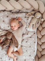 pol_pl_Ochraniacz-WARKOCZ-do-lozeczka-BARANEK-BOUCLE-2608_8