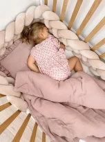 pol_pl_POSCIEL-MUSLINOWA-z-falbanka-120×90-kolderka-poduszka-WYPELNIENIE-1799_7