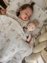 pol_pl_POSCIEL-MUSLINOWA-z-falbanka-120×90-kolderka-poduszka-WYPELNIENIE-2569_6