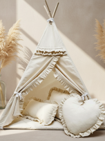 Namiot tipi z falbankami