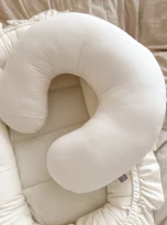 pol_pl_Poduszka-do-karmienia-rogal-MUSLINOWY-2648_4