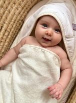 pol_pl_Okrycie-kapielowe-BAMBUSOWE-100x100cm-2672_1